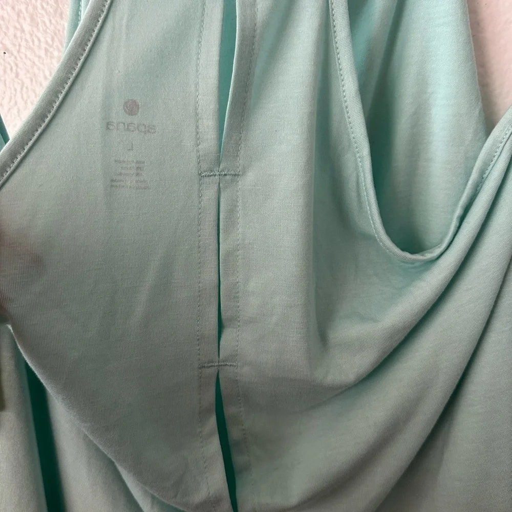 APANA Athletic Spaghetti Strap Outdoor Yoga Top Large BNWT